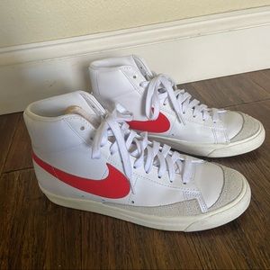 New Nike Blazers w/ red check